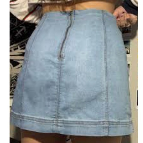 Free People Zip to it Denim Mini Skirt Size 8 - Picture 1 of 8